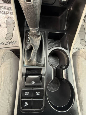 2020 Hyundai Tucson SE