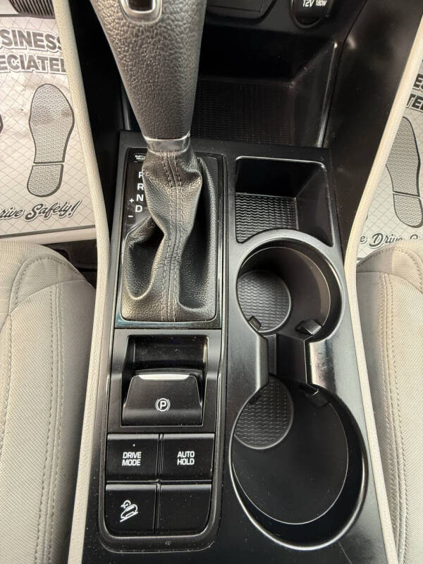 2020 Hyundai Tucson SE