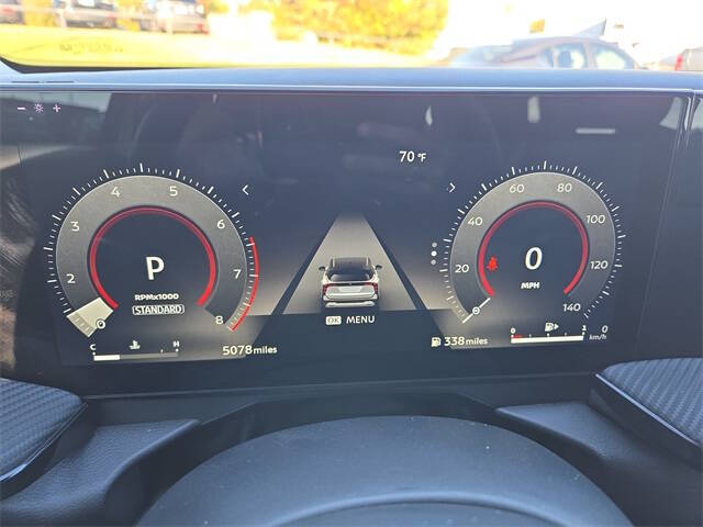 2025 Nissan Kicks SR