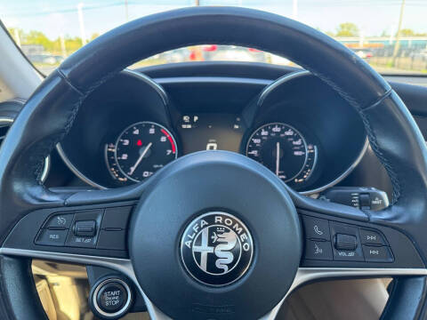 2017 Alfa Romeo Giulia Ti