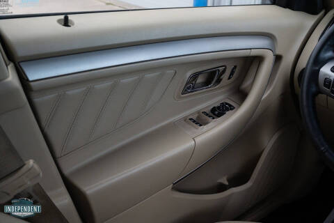 2013 Ford Taurus SEL