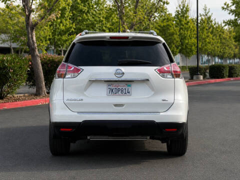 2015 Nissan Rogue SL