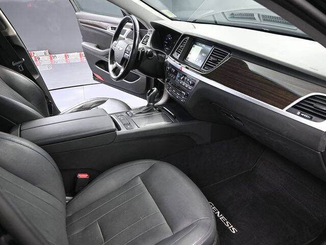 2015 Hyundai Genesis