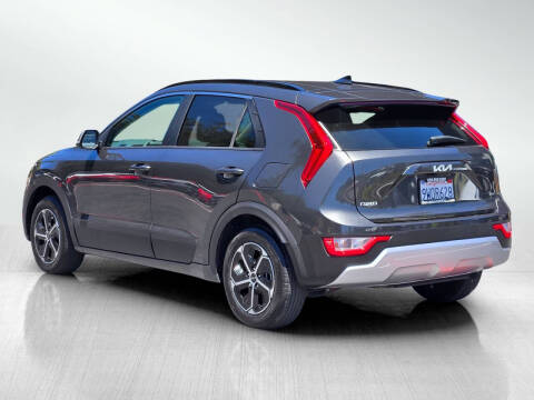 2025 Kia Niro EX