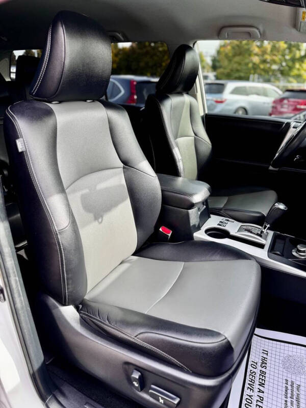 2017 Toyota 4Runner SR5 Premium