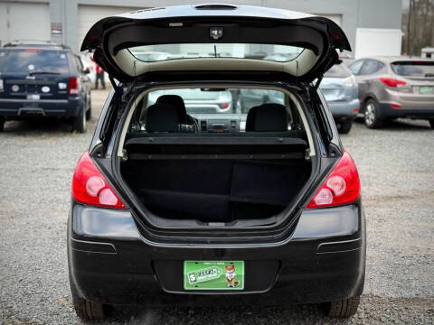 2012 Nissan Versa 1.8 S