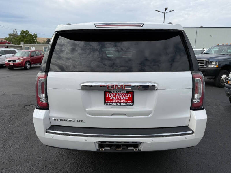 2017 GMC Yukon XL Denali