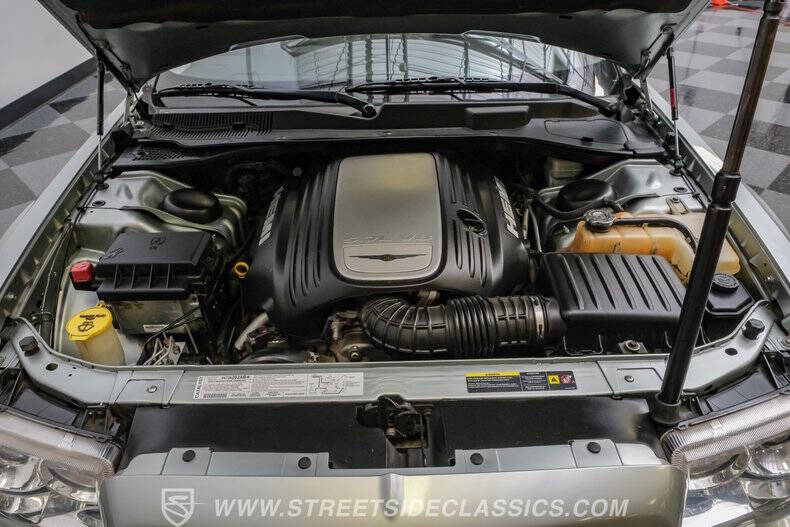 2005 Chrysler 300 C