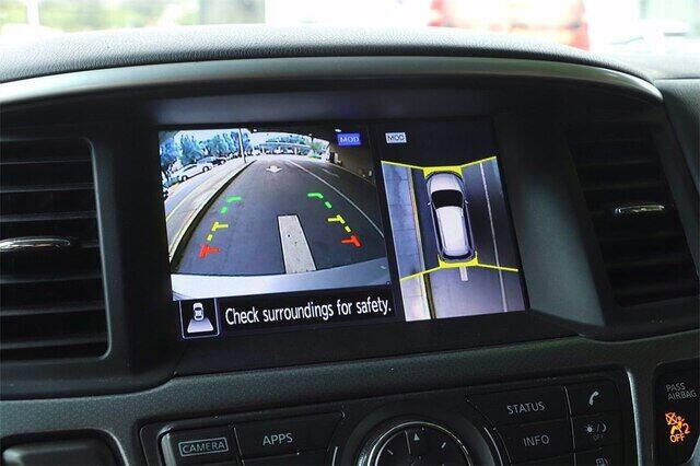 2019 Nissan Pathfinder SL