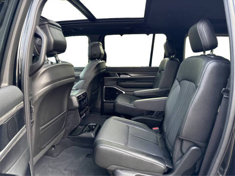 2024 Jeep Wagoneer Series III