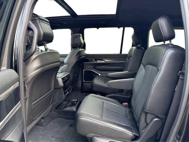 2024 Jeep Wagoneer Series III