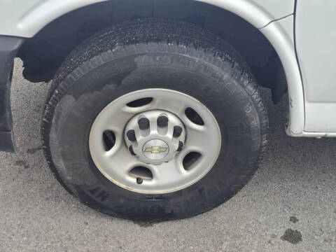 2022 Chevrolet Express 2500