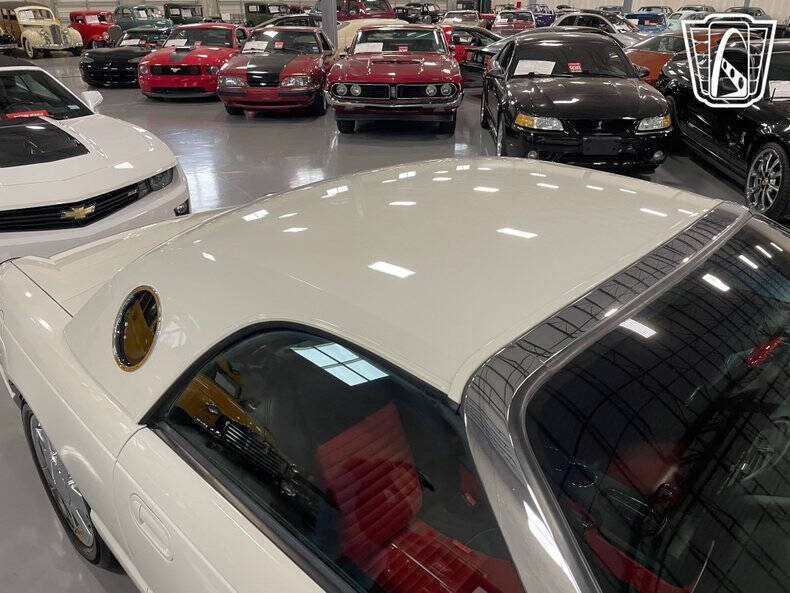 2003 Ford Thunderbird