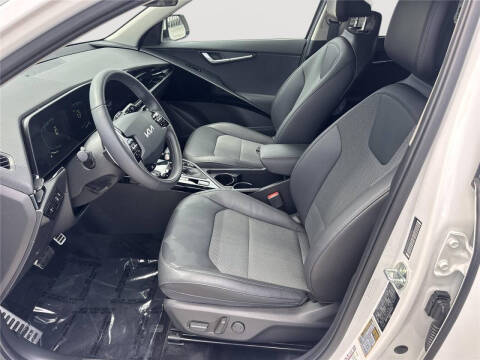 2023 Kia Niro EX Touring