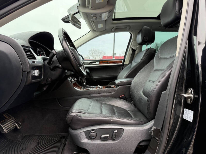 2012 Volkswagen Touareg Hybrid