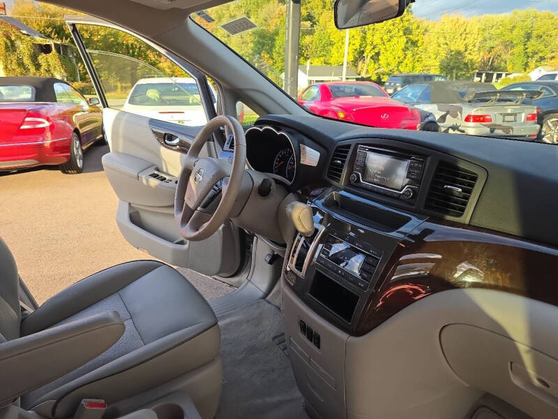 2016 Nissan Quest 3.5 SV