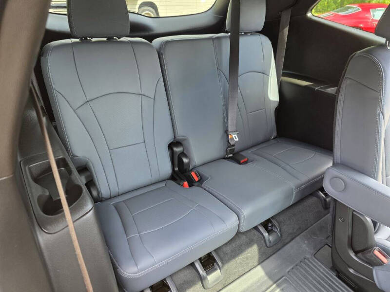 2024 Buick Enclave Essence