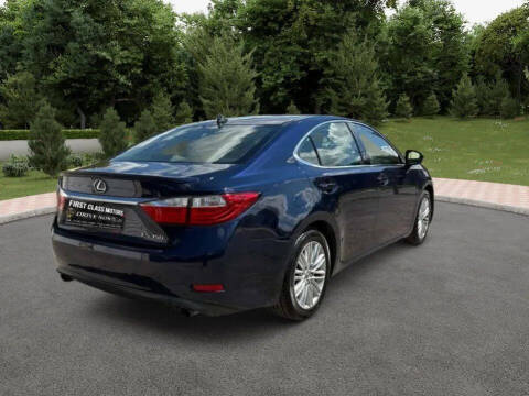 2015 Lexus ES 350 Crafted Line