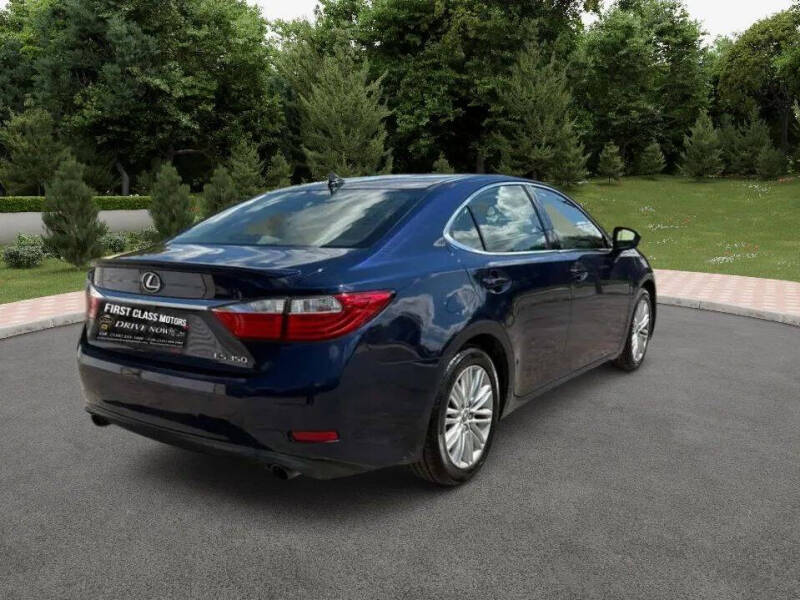 2015 Lexus ES 350 Crafted Line