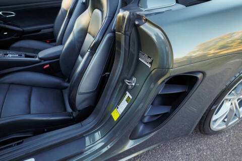 2021 Porsche 718 Boxster