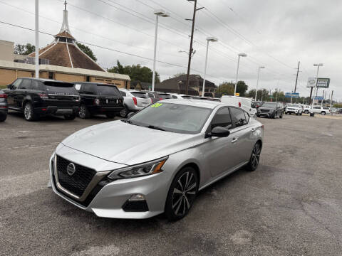 2020 Nissan Altima 2.5 SR