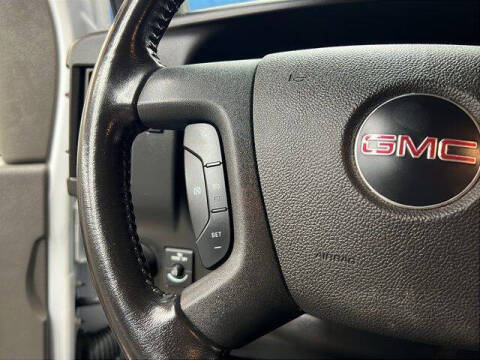 2022 GMC Savana 2500