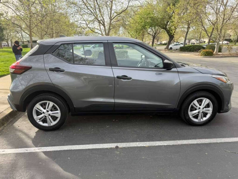 2023 Nissan Kicks S