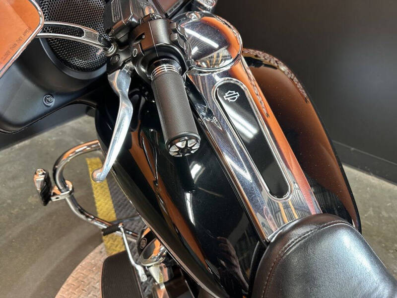 2019 Harley-Davidson® FLHT - Electra Glide® Sta