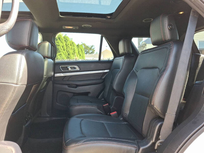 2016 Ford Explorer Sport