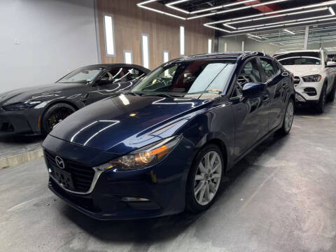 2017 Mazda MAZDA3 Touring
