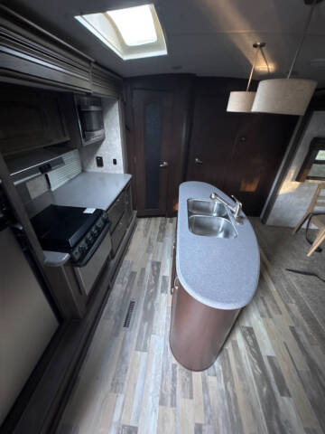 2016 Winnebago INSTINCT