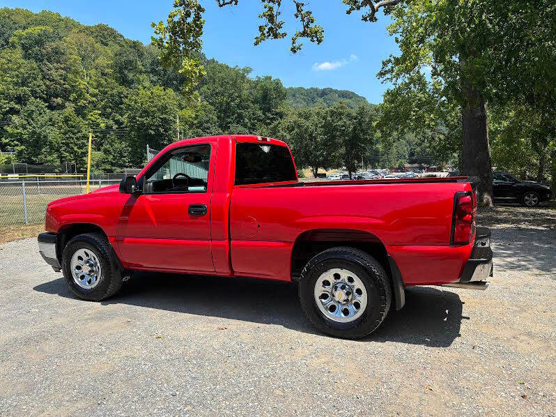 2005 Chevrolet Silverado 1500 LS