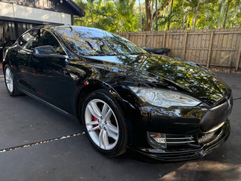 2014 Tesla Model S