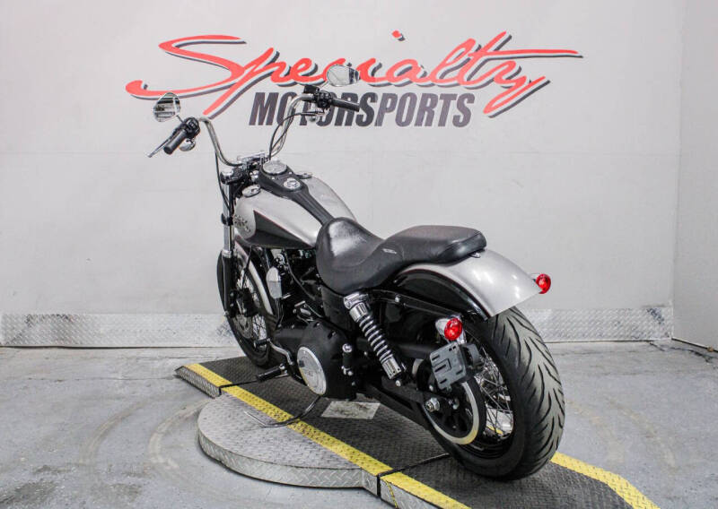 2016 Harley-Davidson Dyna Street Bob