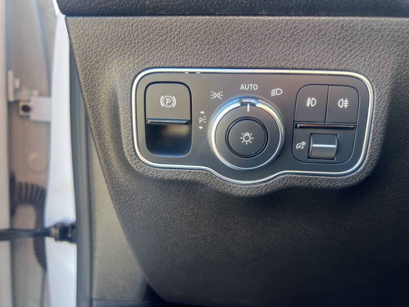 2021 Mercedes-Benz GLB GLB 250