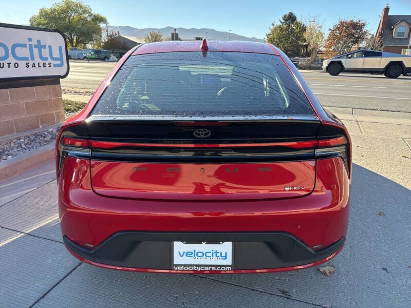 2024 Toyota Prius LE