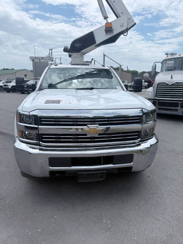 2016 Chevrolet Silverado 3500HD CC
