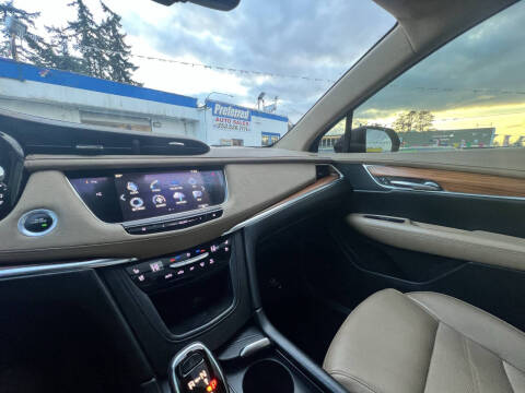 2017 Cadillac XT5 Platinum