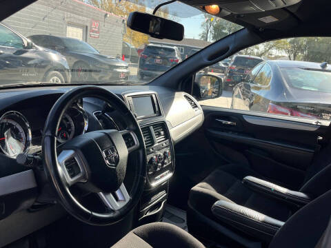 2015 Dodge Grand Caravan SE