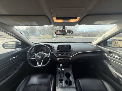 2019 Nissan Altima 2.5 SR