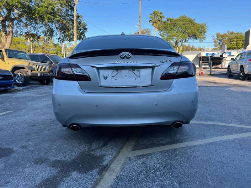 2014 Infiniti Q70 3.7