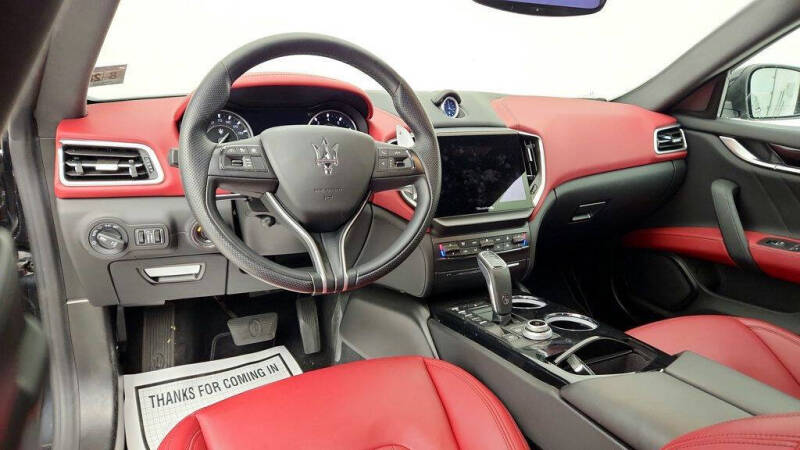 2023 Maserati Ghibli Modena