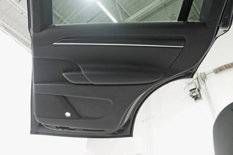 2022 Tesla Model X Plaid