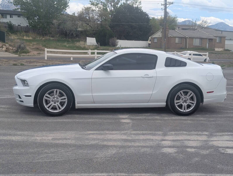 2014 Ford Mustang V6