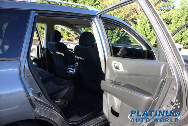 2019 Nissan Pathfinder S