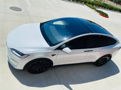 2023 Tesla Model X Standard Range