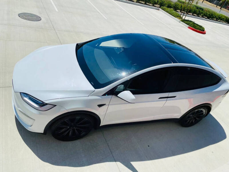 2023 Tesla Model X Standard Range