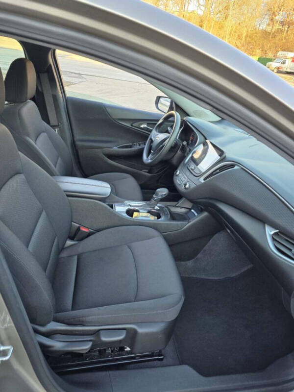 2024 Chevrolet Malibu LT