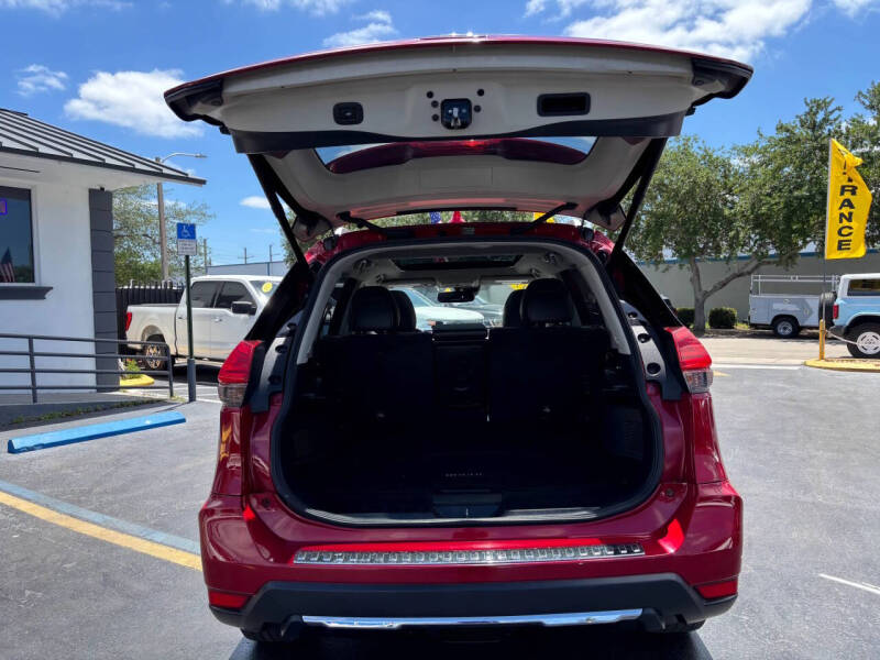 2017 Nissan Rogue