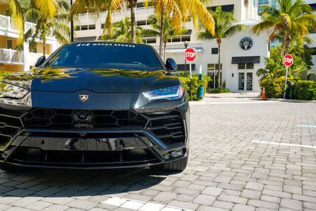 2022 Lamborghini Urus